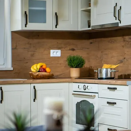 Clara Вилла Kavran